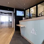 城市露营酒店