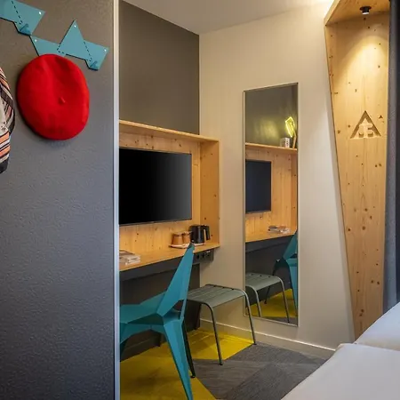 Urban Bivouac Hotel