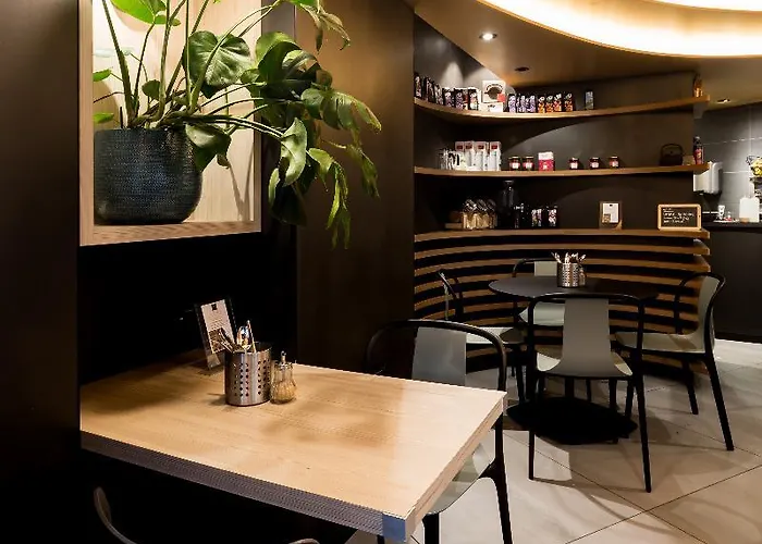 Urban Bivouac Hotel 3*